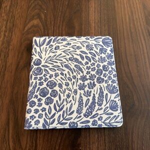 Elyse Breanne Kindle Oasis 9th/10th Generation Case